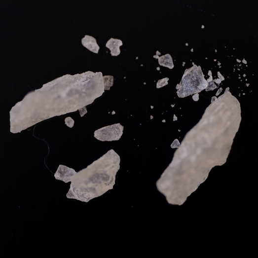 MDMA-Kristalle, erworben als Methamphetamin (Crystal Meth), 22.04.2024 (Berlin)