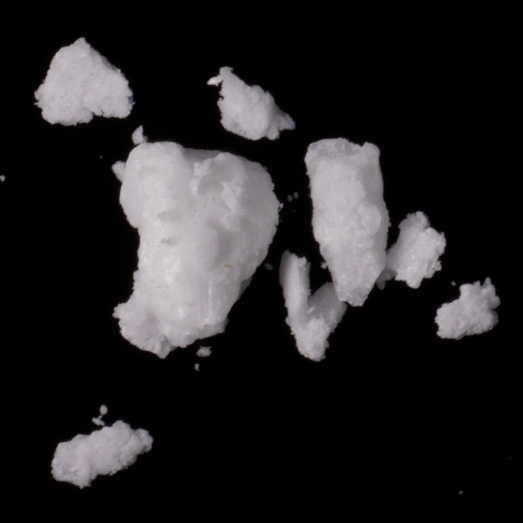 Kokain, verunreinigt mit zwei unbekannten Substanzen, 23.01.2024 (Berlin)