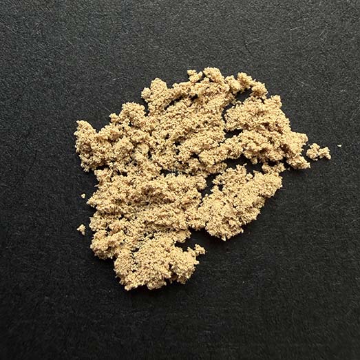 2-MMC, verunreinigt mit einer unbekannten Substanz, erworben als 4-MMC (Mephedron), 28.10.2025 (Berlin)