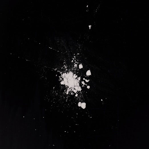 Kokain, verunreinigt mit Koffein, Tetramisol und eine einer unbekannten Substanz, 25.11.2025 (Berlin)