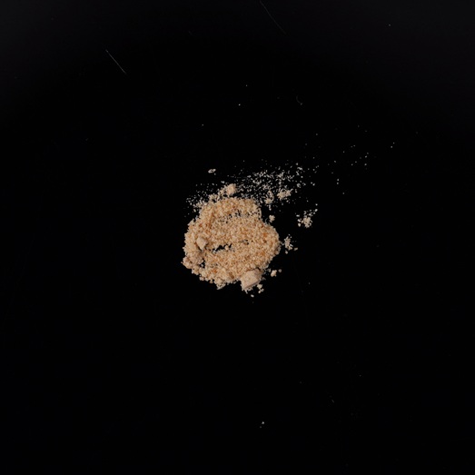 Unlösliche Bestandteile erworben als Monkey Dust (alpha-PVP, 3,4-MDPV, alpha-PHiP und 3,4-MDPHP), 16.12.2025 (Berlin)